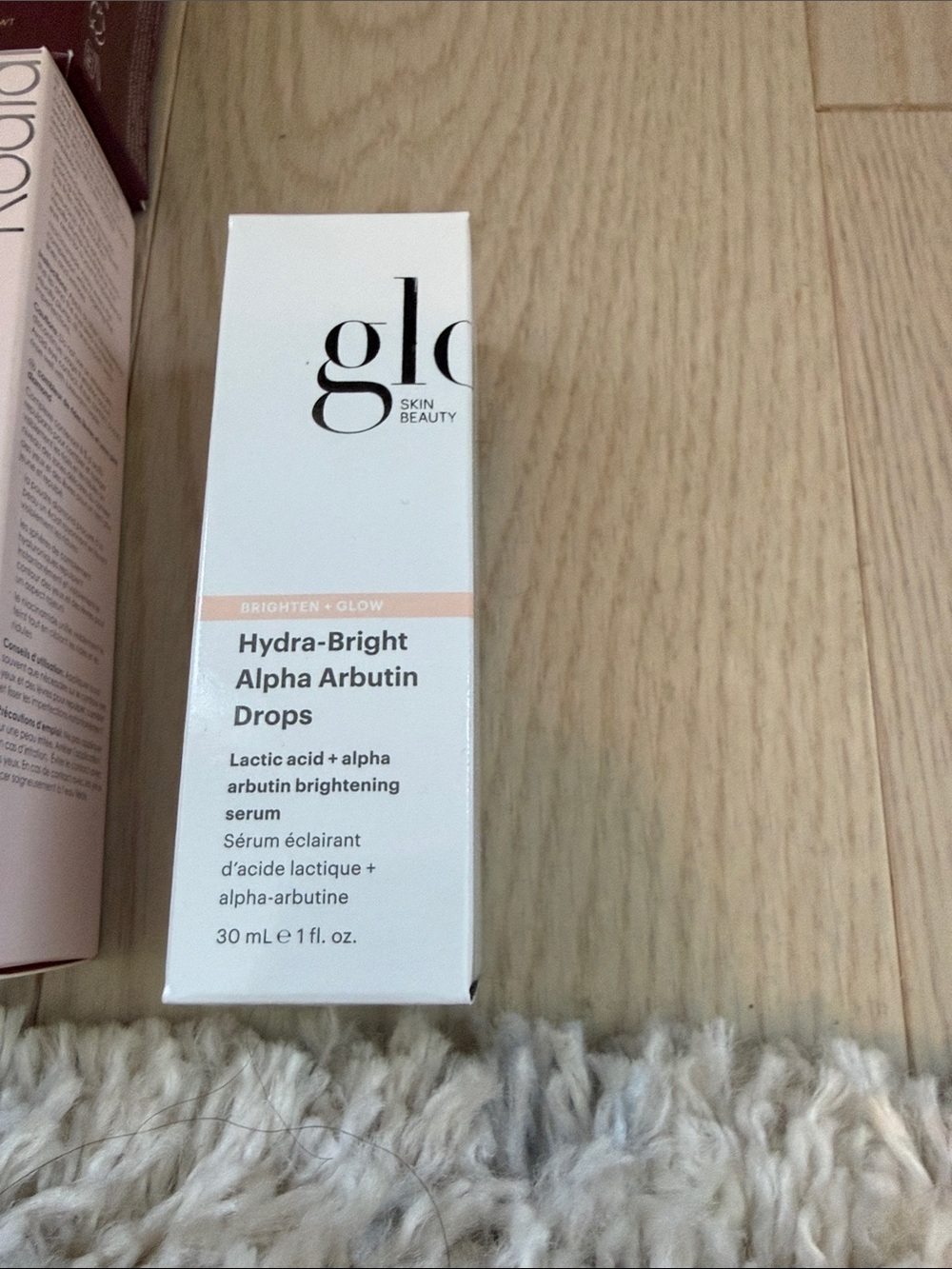 Glo Skin Beauty Hydra-Bright Alpha Arbutin Drops — White & Peach Accent